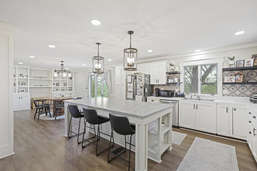 733 Fairway Lane — photo 10