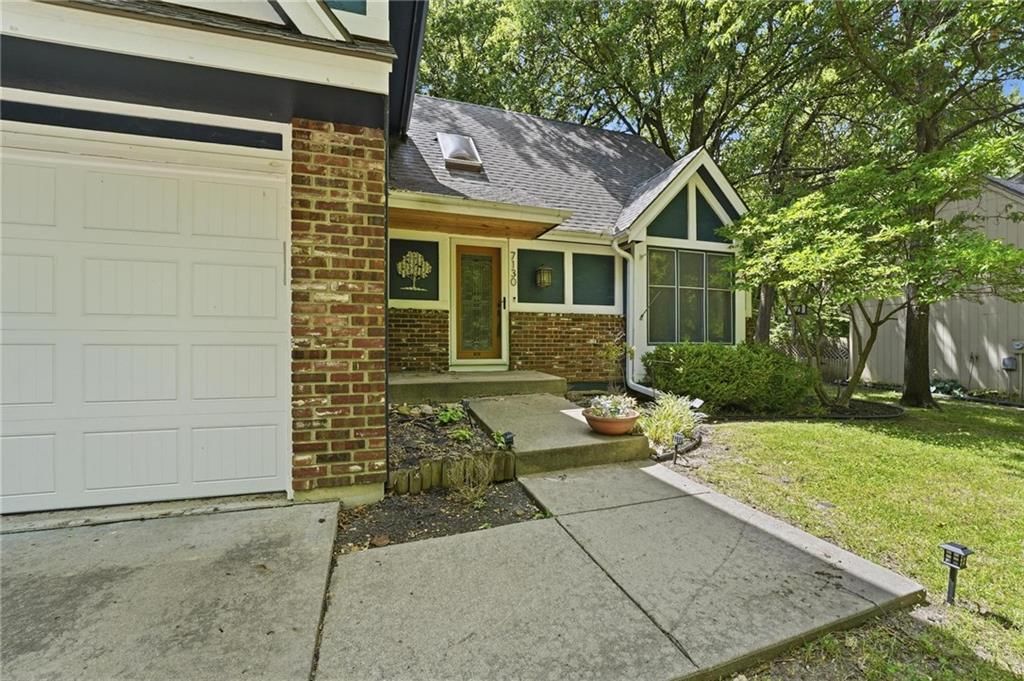7130 N Woodland Avenue — photo 3