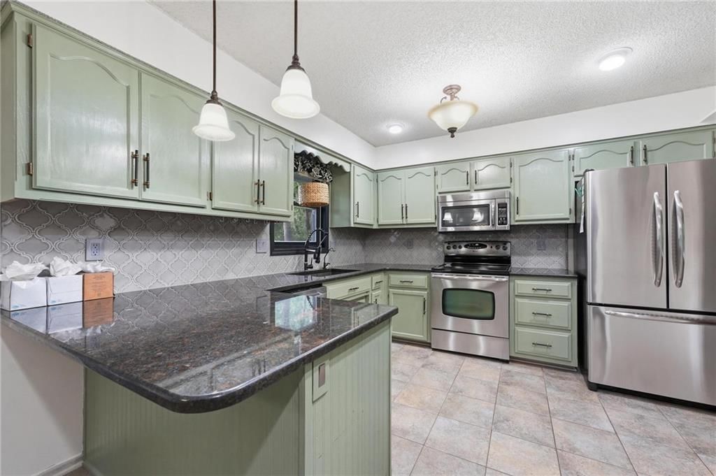 7130 N Woodland Avenue — photo 11