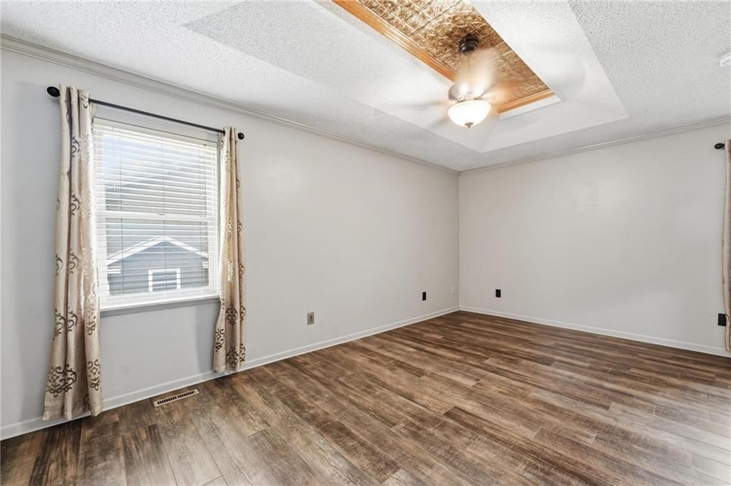 7130 N Woodland Avenue — photo 30