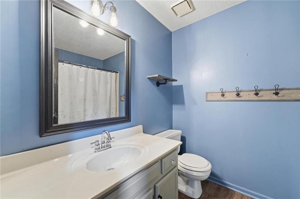 7130 N Woodland Avenue — photo 36