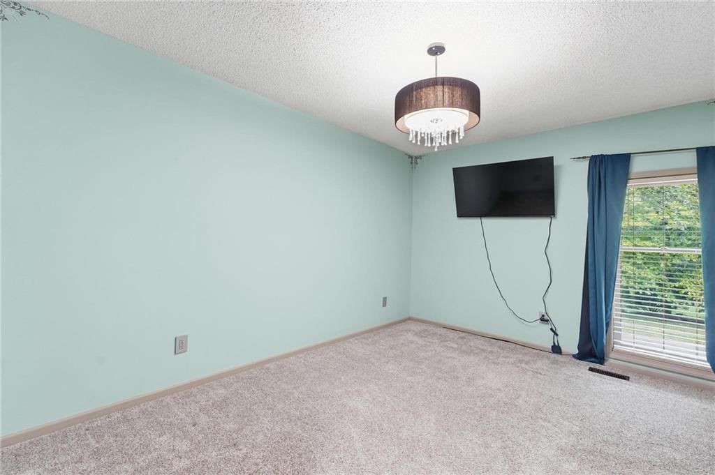 7130 N Woodland Avenue — photo 37
