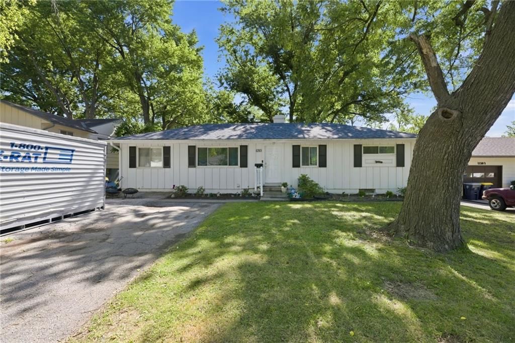 11301 Spring Valley Road — photo 4