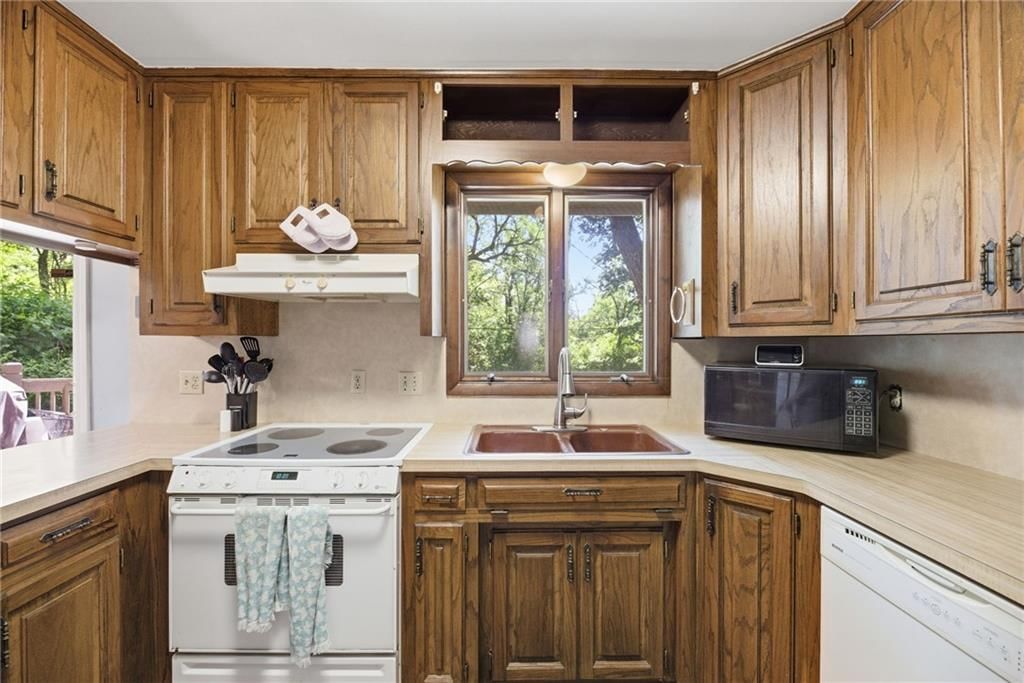 11301 Spring Valley Road — photo 10