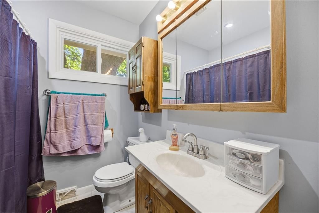 11301 Spring Valley Road — photo 23
