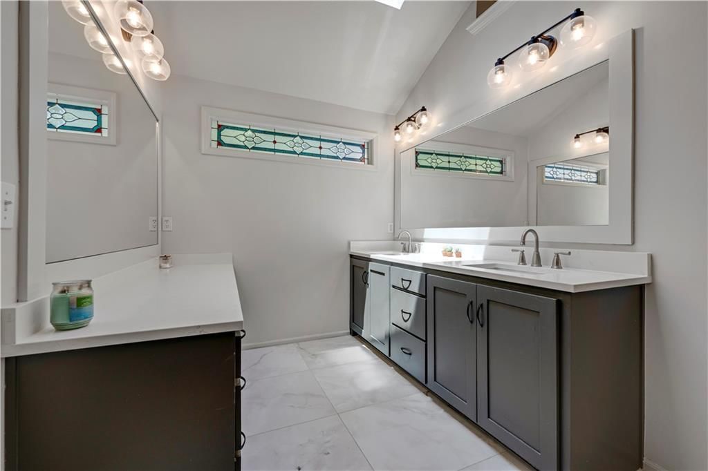 6736 NW Monticello Terrace — photo 33