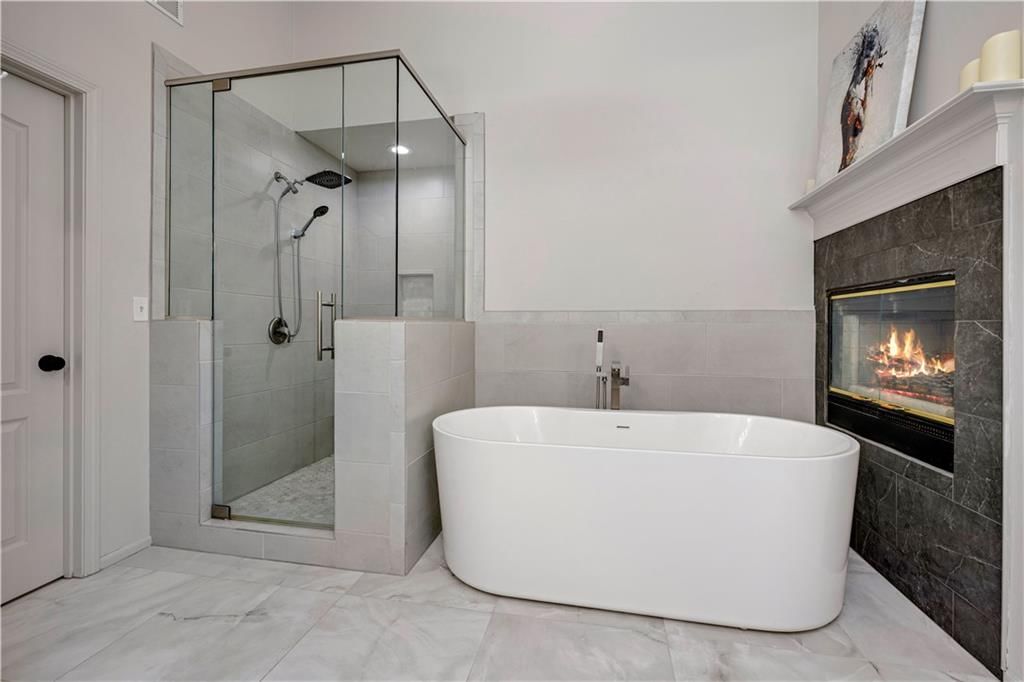 6736 NW Monticello Terrace — photo 35