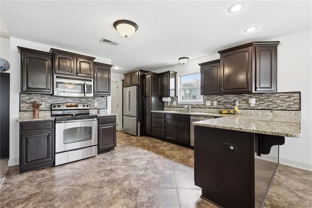 12450 NW Lauren Circle — photo 9