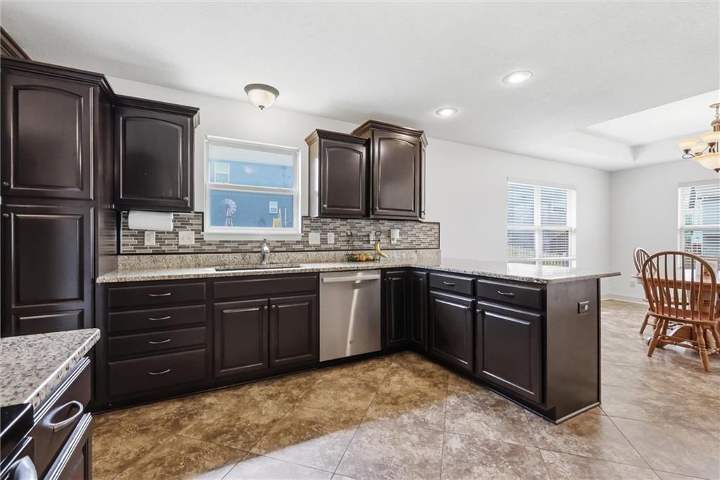 12450 NW Lauren Circle — photo 10