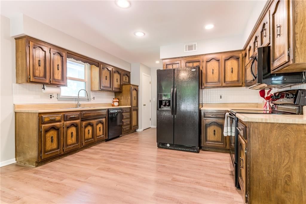 600 NW 66th Street — photo 12