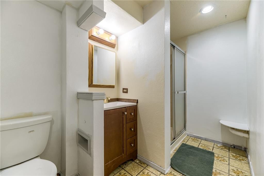600 NW 66th Street — photo 38