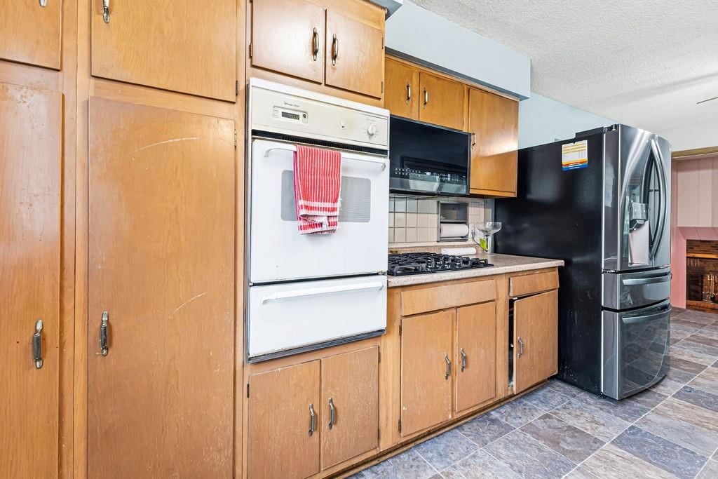 5905 Steven Drive — photo 13