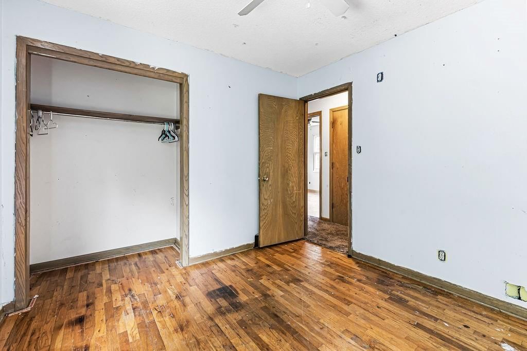 5905 Steven Drive — photo 16