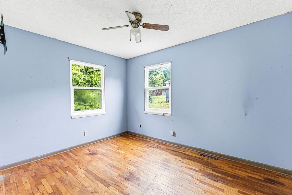 5905 Steven Drive — photo 19