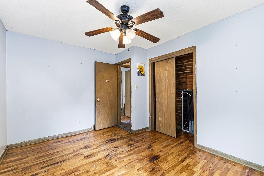 5905 Steven Drive — photo 24