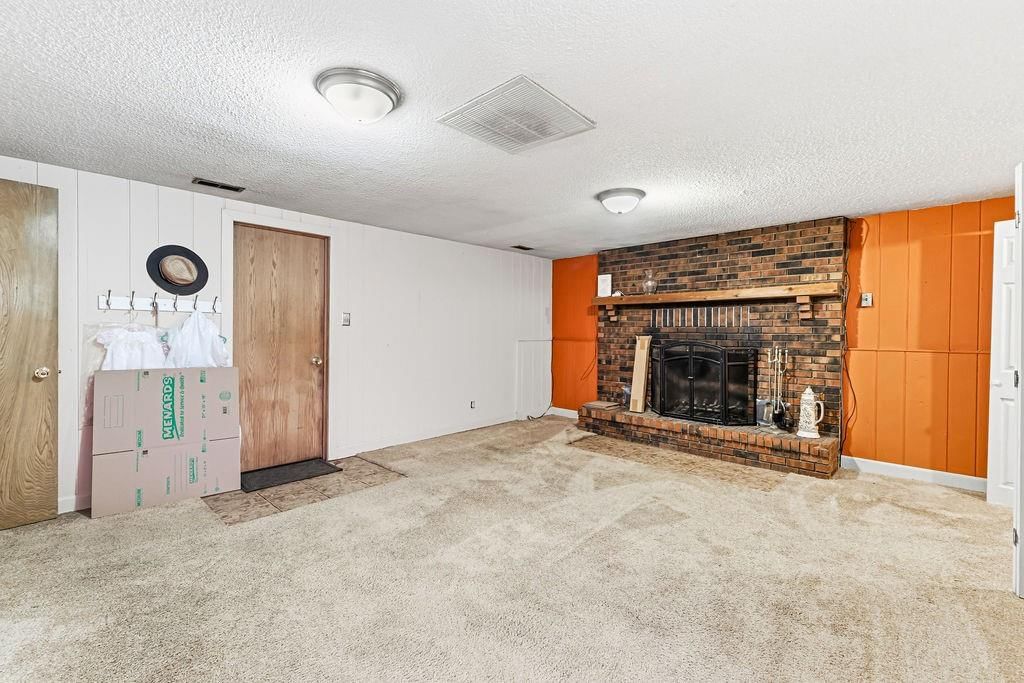5905 Steven Drive — photo 25