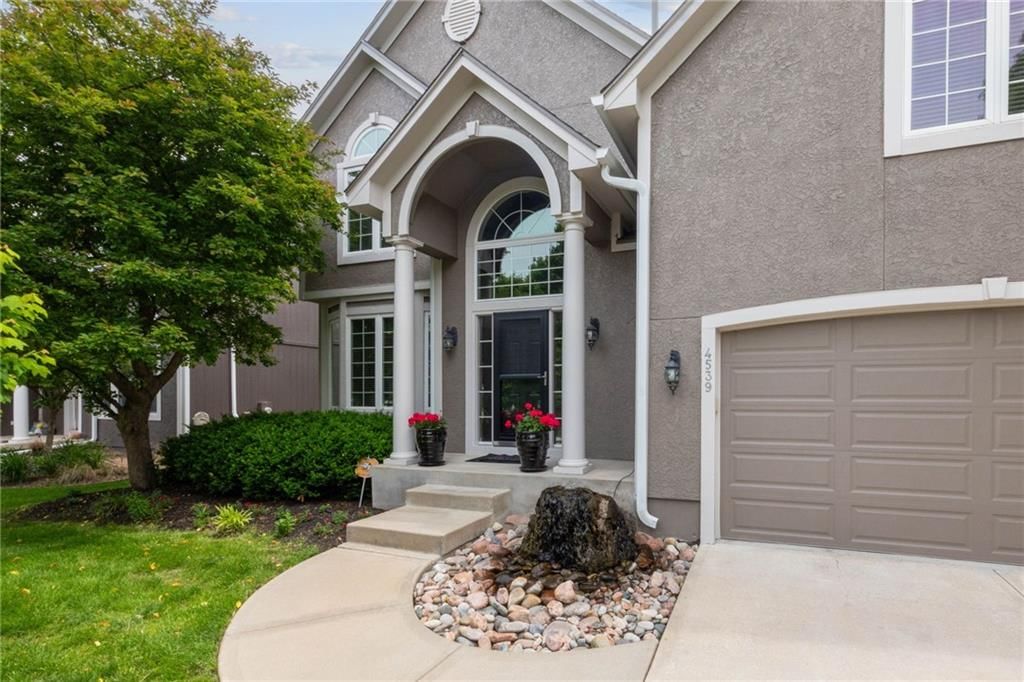 4539 Grove Street — photo 3