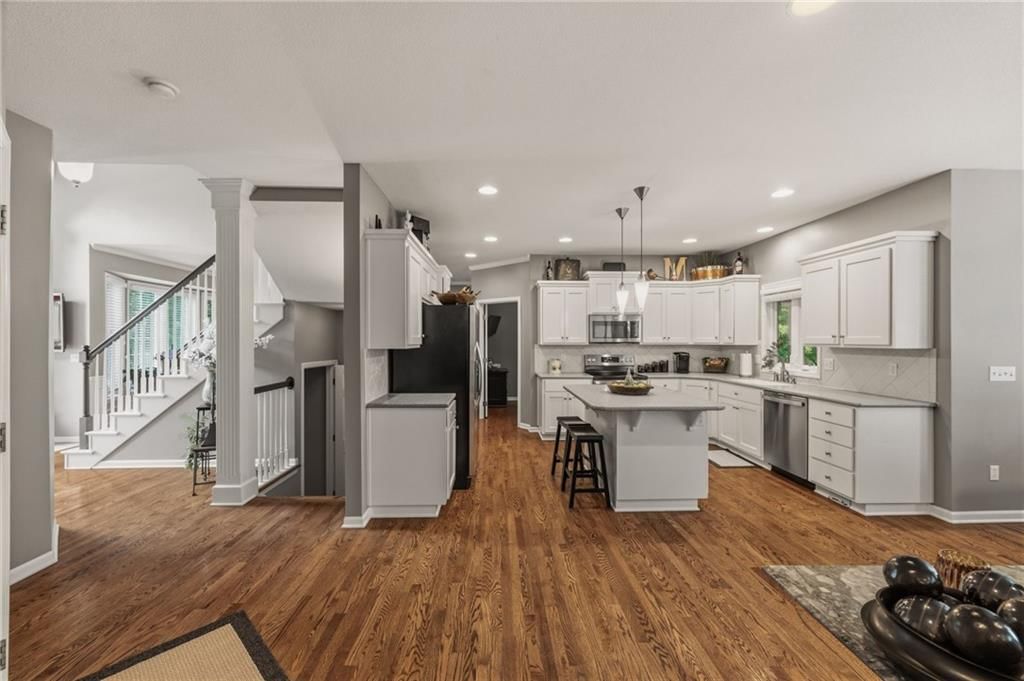 4539 Grove Street — photo 32