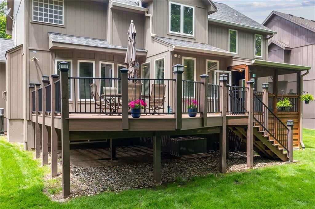 4539 Grove Street — photo 90