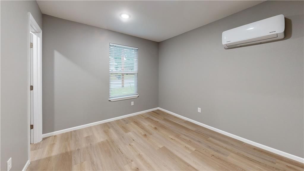 1239 N Ash Street — photo 7