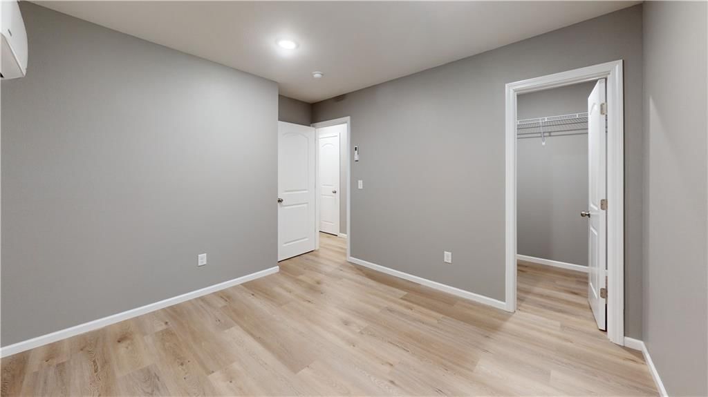 1239 N Ash Street — photo 9