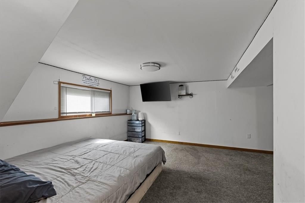 1613 Oak Street — photo 18