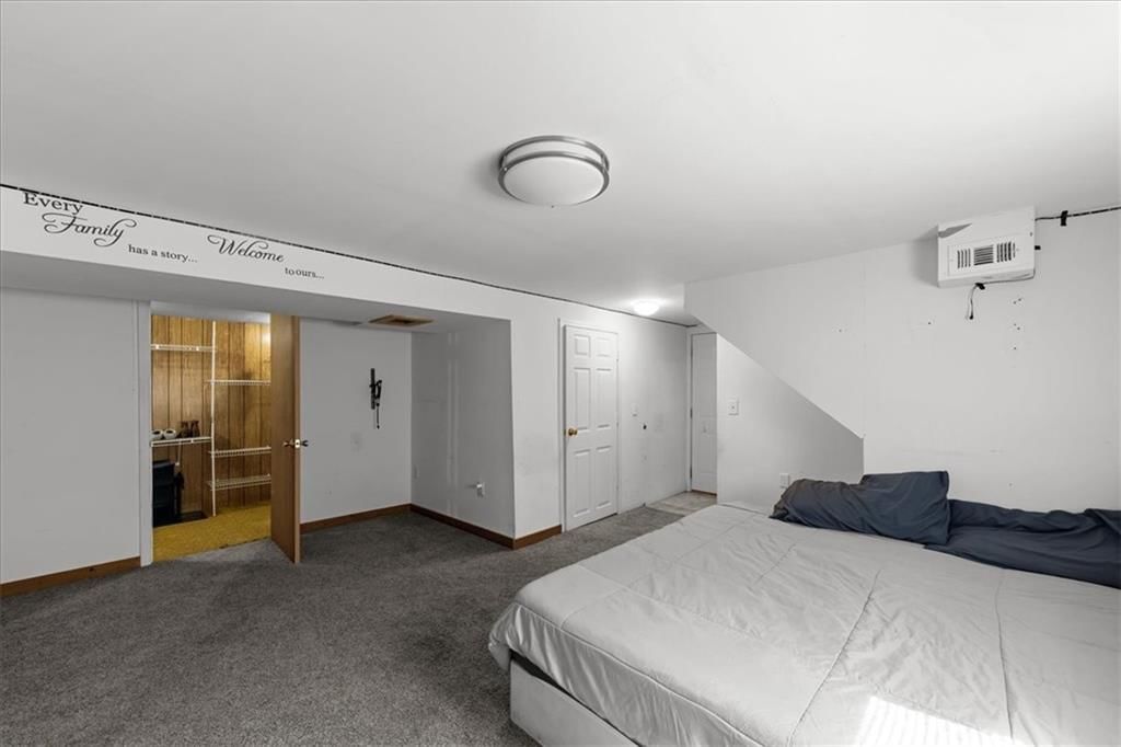1613 Oak Street — photo 19