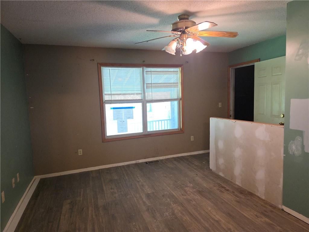515 E Bungalow Street — photo 7