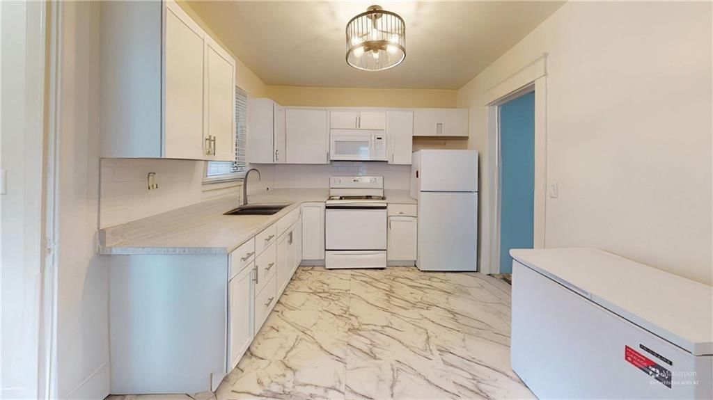 716 W Austin Street — photo 7