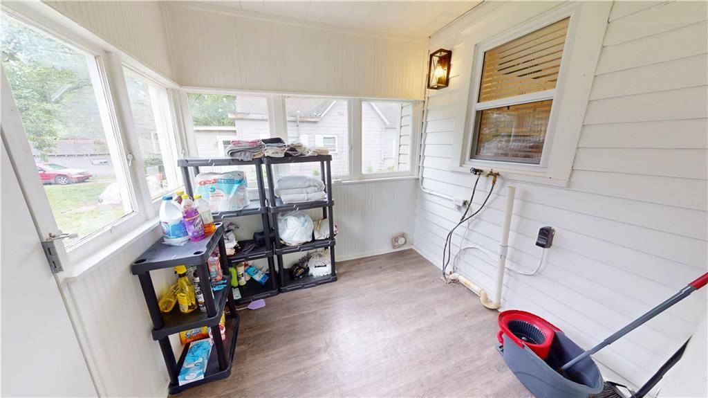 716 W Austin Street — photo 10