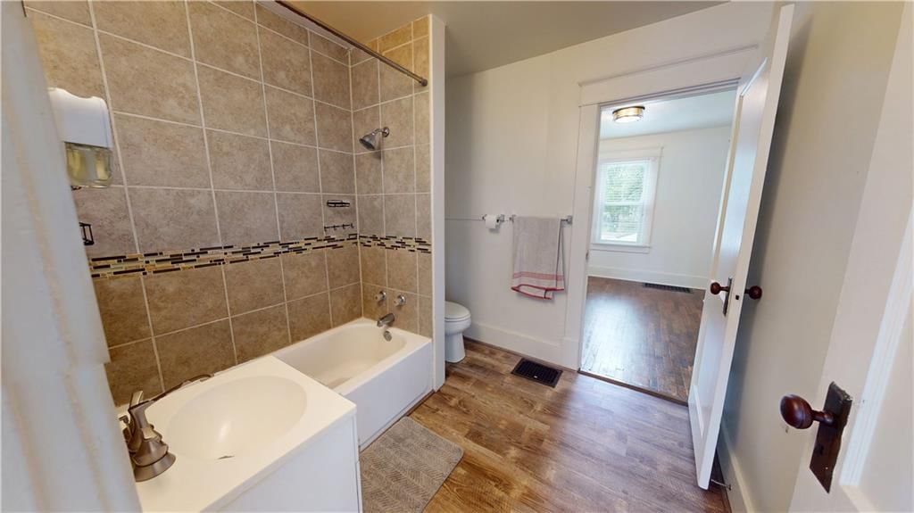 716 W Austin Street — photo 13