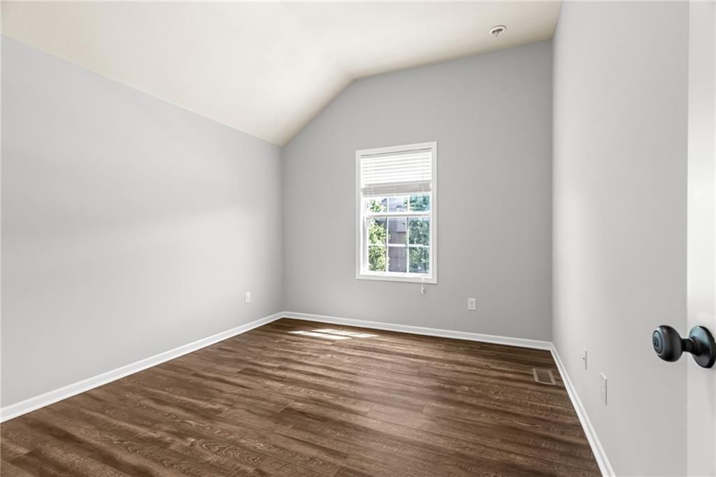 11420 Kimball Avenue — photo 14