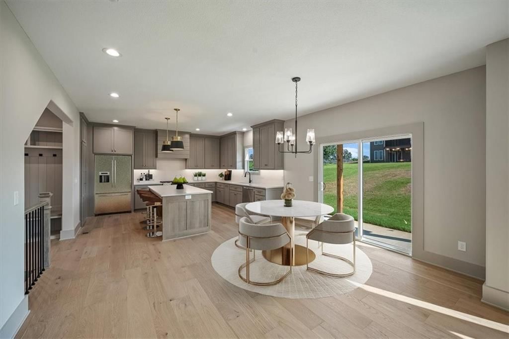 Photo 13 of 41, 706 NE Lone Hill Drive, Lee's Summit, MO 64064