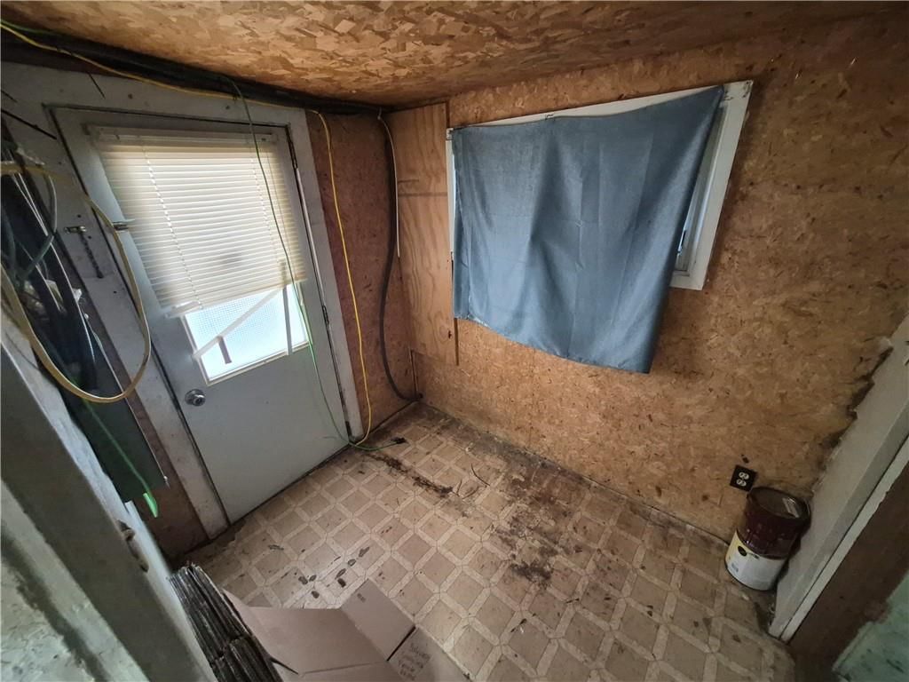 208 S 8th Street — photo 12