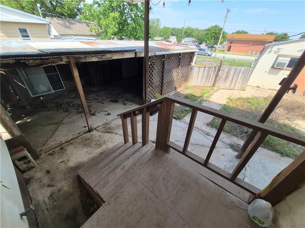 208 S 8th Street — photo 14