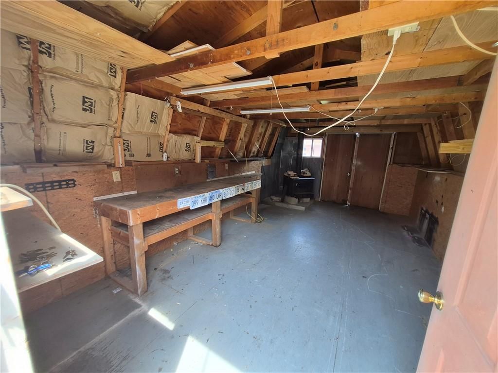 208 S 8th Street — photo 17