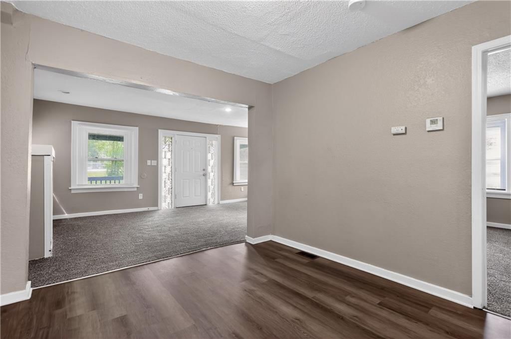Photo 14 of 30 - 8309 E Gregory Boulevard, Kansas City, MO 64131
