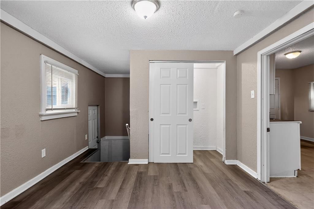 Photo 23 of 30 - 8309 E Gregory Boulevard, Kansas City, MO 64131