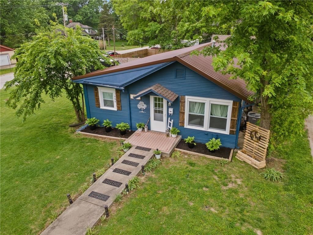 904 St Louis Avenue — photo 2