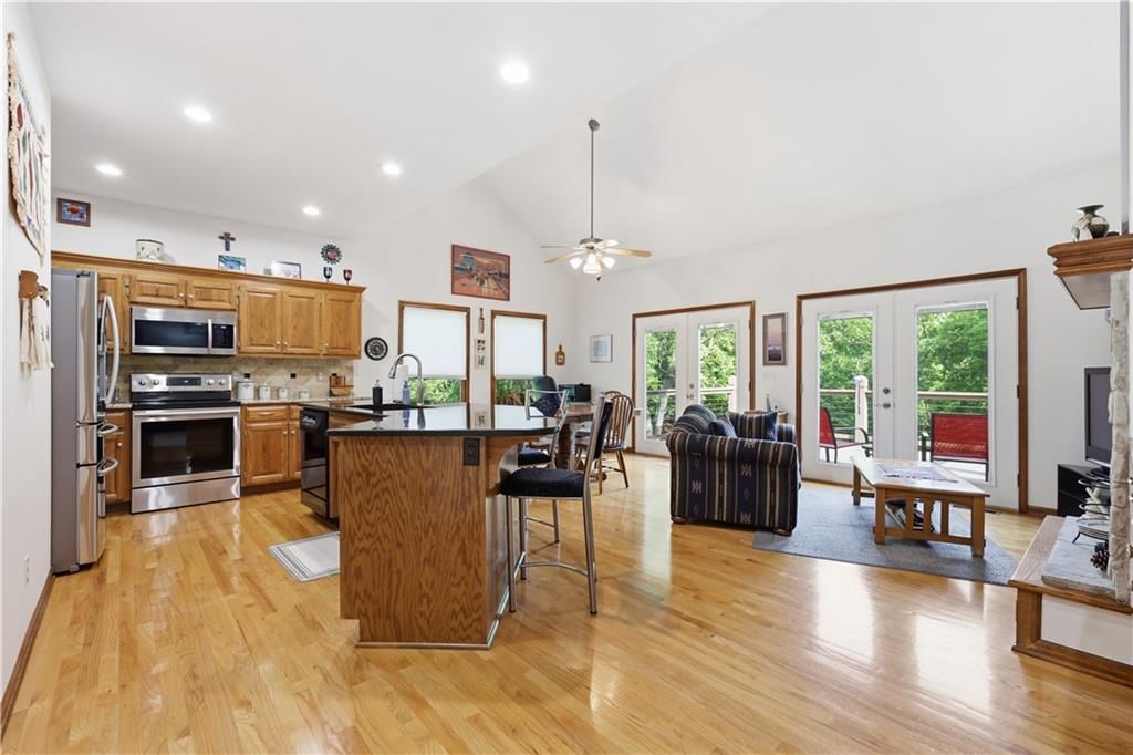 14760 Timber Lane — photo 7