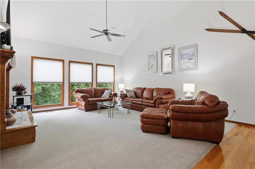 14760 Timber Lane — photo 16