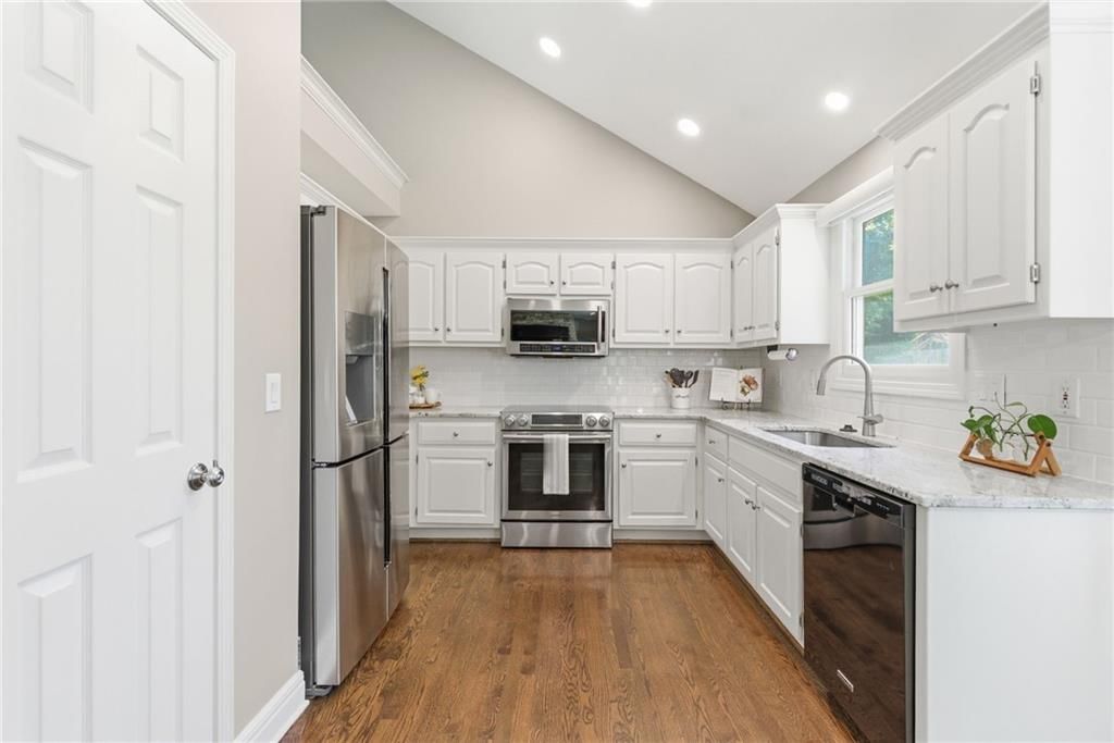 21721 W 52nd Street — photo 25