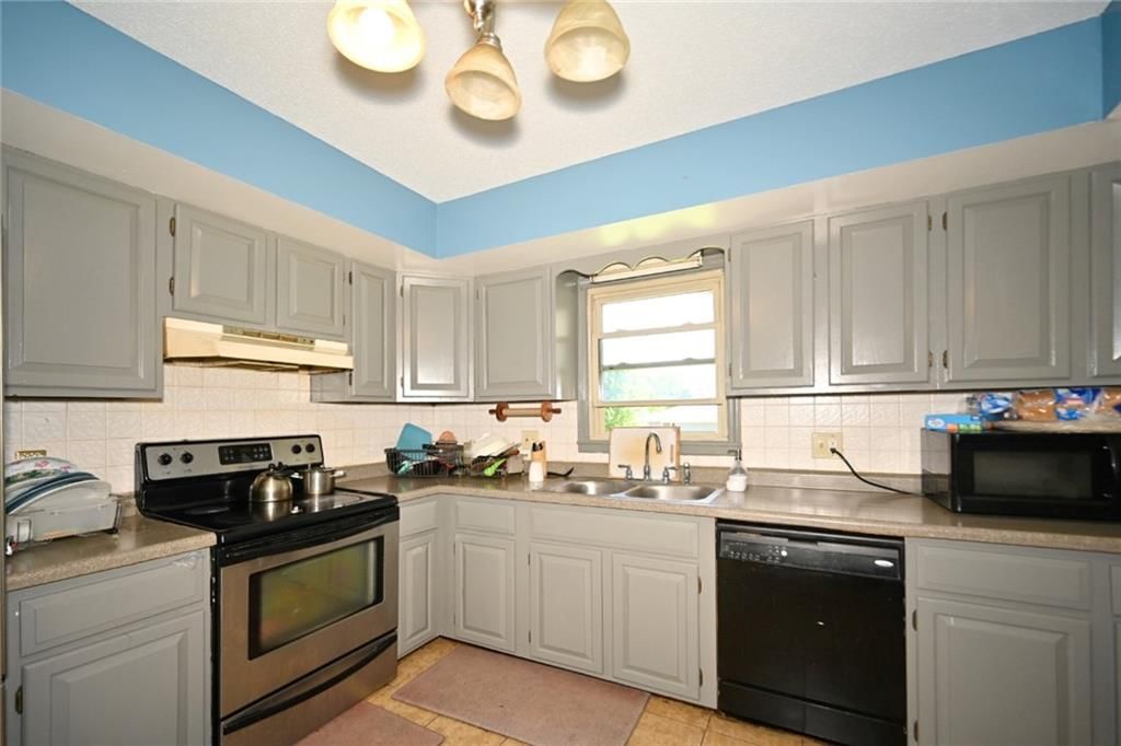 3110 Bristol Street — photo 18
