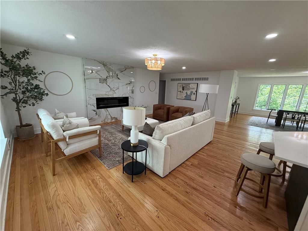 13761 lookout Drive — photo 2