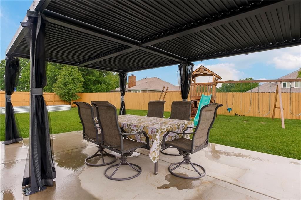5004 Cedar Grove Way — photo 32