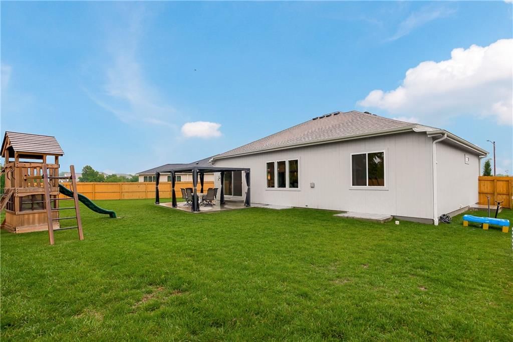 5004 Cedar Grove Way — photo 33