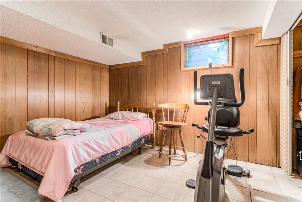 7225 Booth Street — photo 42