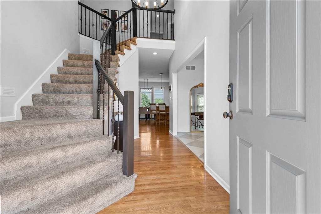 5717 N Beaman Avenue — photo 3