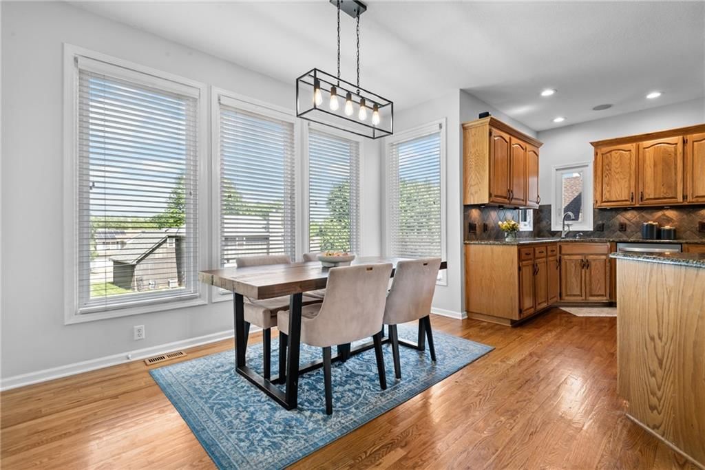 5717 N Beaman Avenue — photo 12