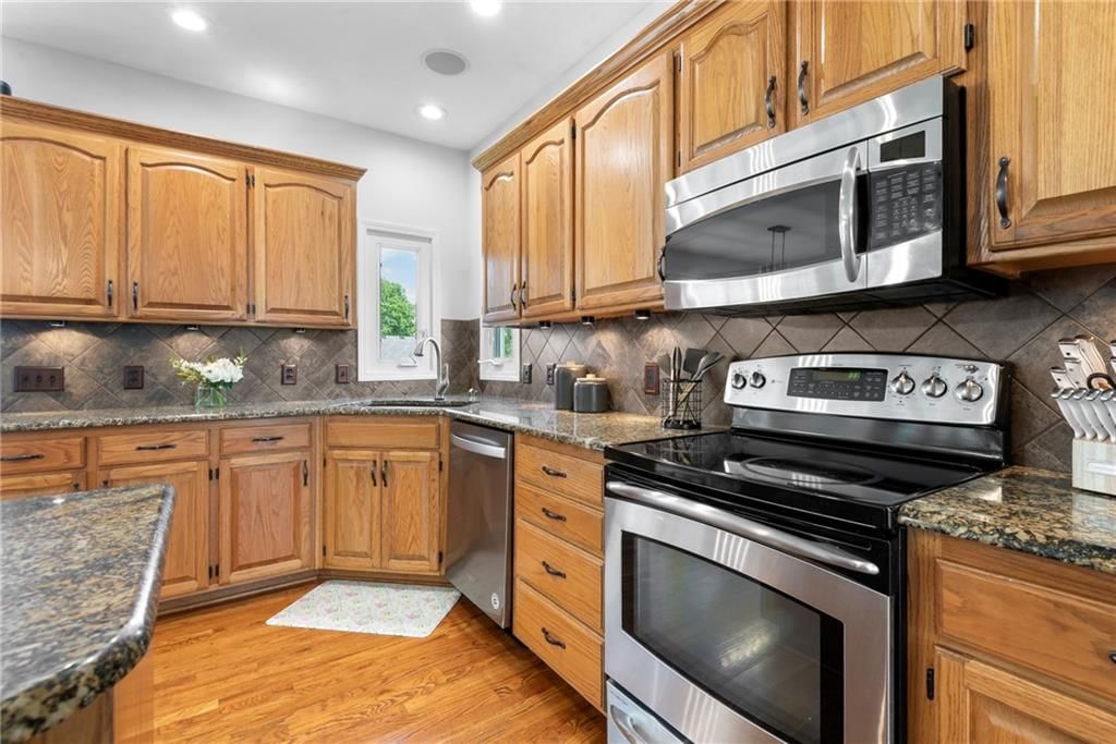 5717 N Beaman Avenue — photo 15